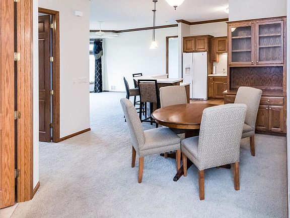 3rd image of 1776 Stieger Lake Ln APT 405