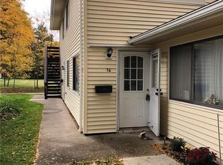 36 Milrace Dr, East Rochester, NY 14445