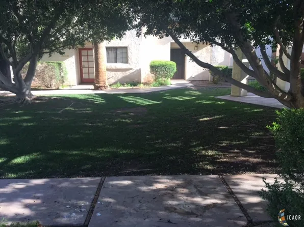 1058 S 8th St, El Centro, CA 92243