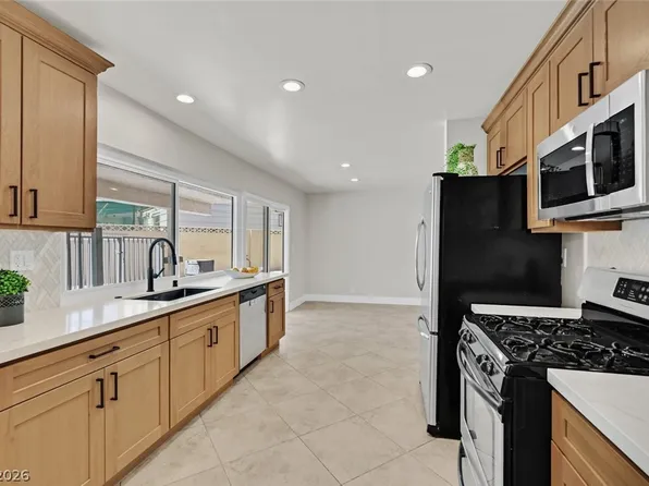 3079 Capistrano Ct, Las Vegas, NV 89121