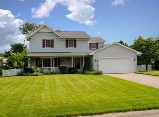 16343 Thrush St, Granger, IN 46530