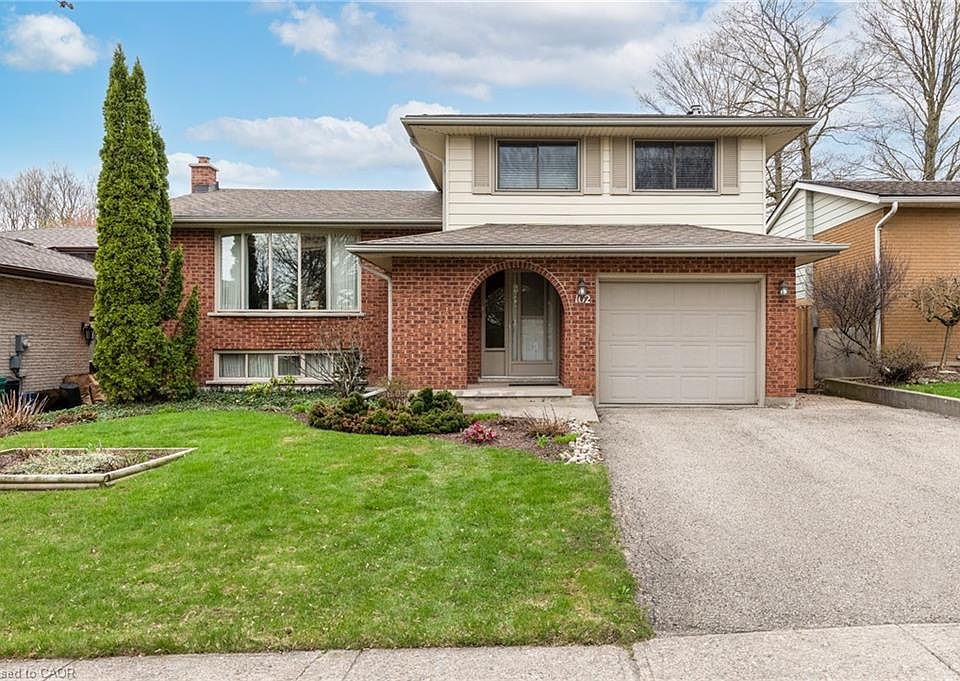 1st image of 102 Ripley Cres