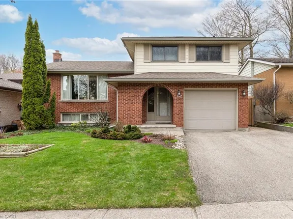 102 Ripley Cres, Kitchener, ON N2N 1V4