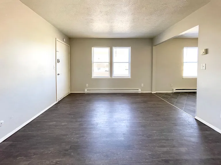 1701 E 14th St #4 — Photo 7