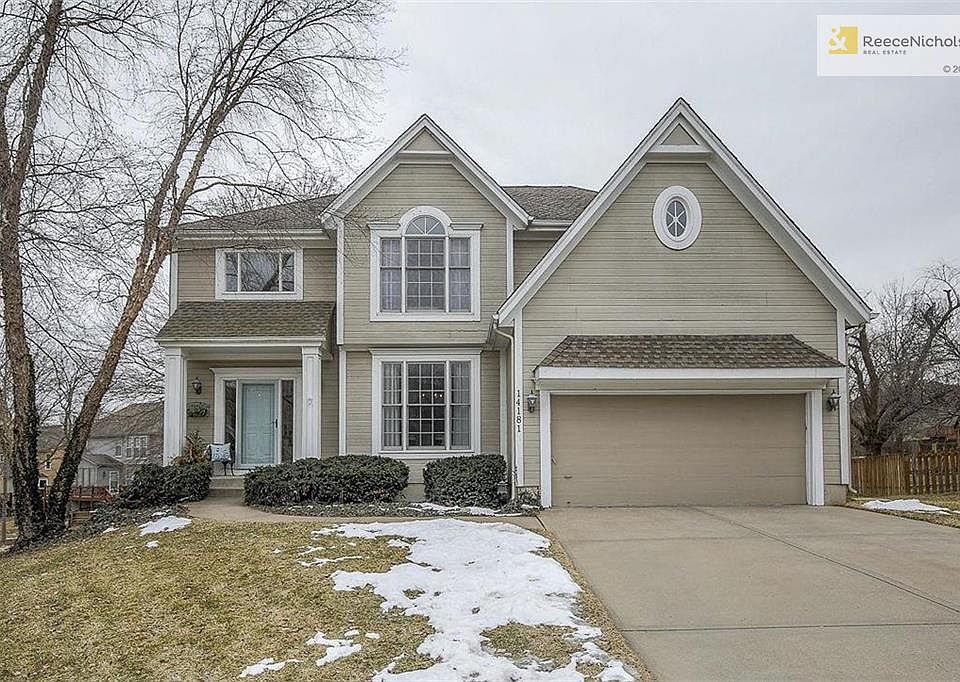 Rare cul-de-sac lot in sought-after neighborhood! Don't miss out!