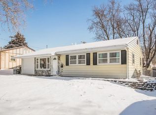 237 Boice Rd NW, Cedar Rapids, IA 52405
