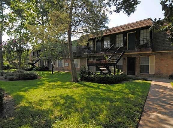 2nd image of 9017 Gaylord Dr APT 68