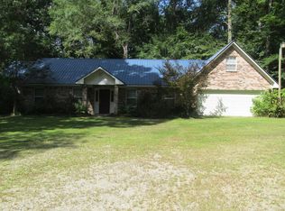 120 Clark Rd, Vicksburg, MS 39180