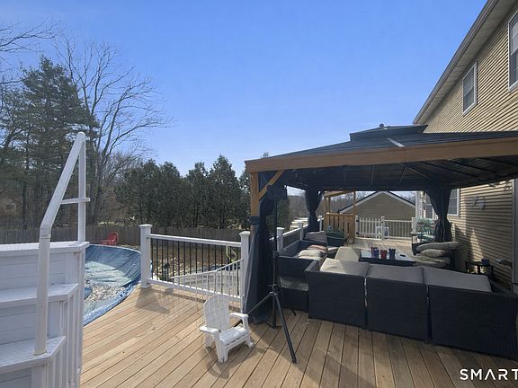 3rd image of 79 All Hallows Road