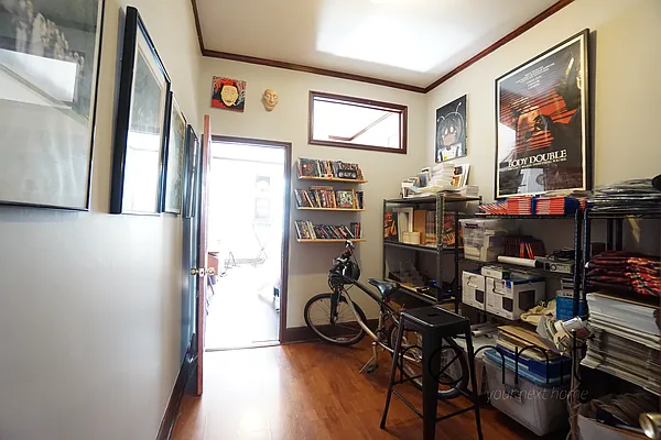 Rented by Rennit Inc. | media 12