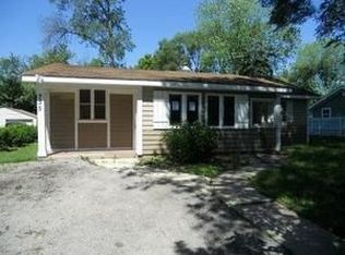 735 S Sumner Ave, Aurora, IL 60505