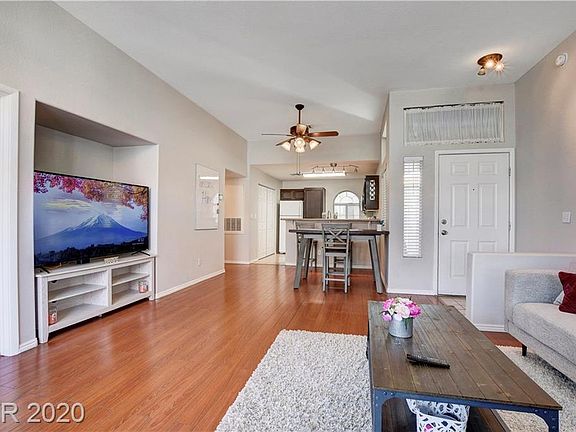 5th image of 3125 N Buffalo Dr Unit 2071