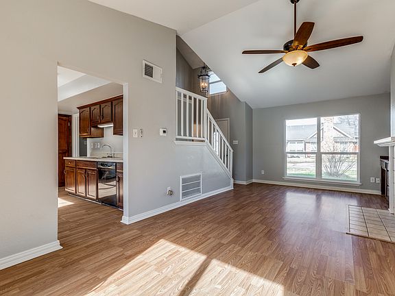 5th image of 6708 Dandelion Dr