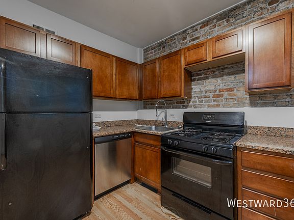 5th image of 2433 N Talman Ave #G