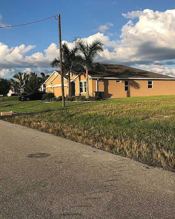 2nd image of 3713 SW 17th Ave