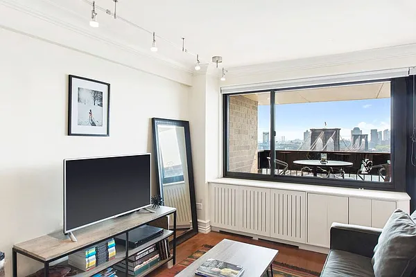 Sold by Keller Williams NYC | media 4