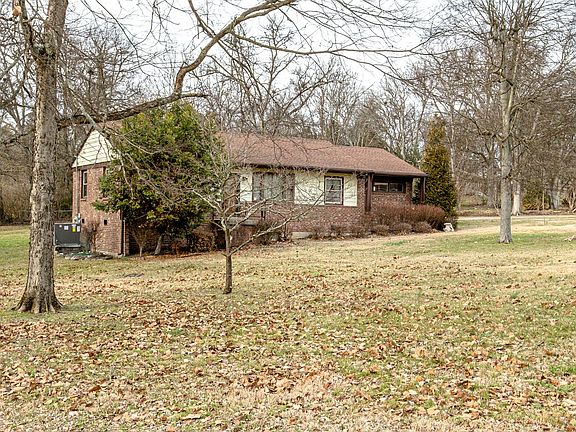 2nd image of 752 Tahlena Ave