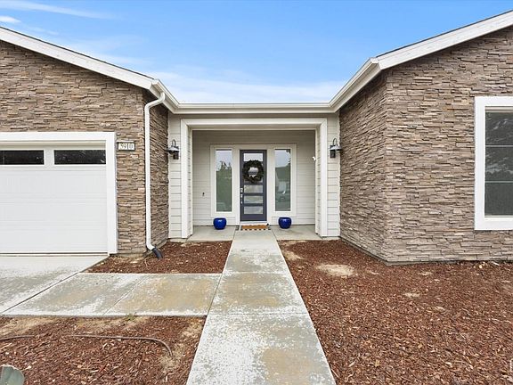 2nd image of 5910 Ocean Jasper Dr