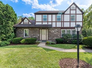 2006 Timber Ln, Aliquippa, PA 15001