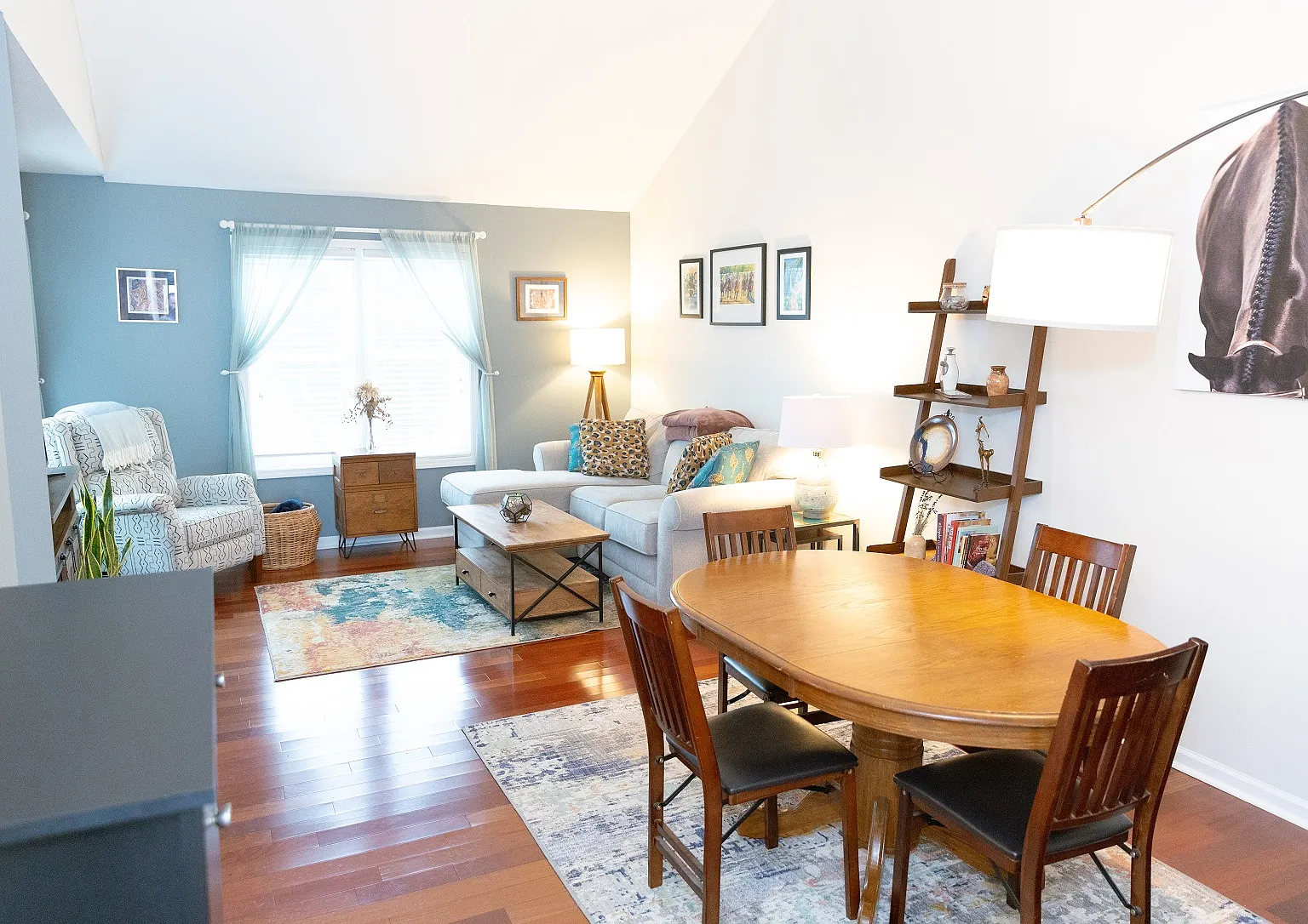 3 bed, 2.5 bath, 1836 sqft, $2,880 — Photo 2