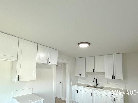 2nd image of 11130 1/2 S Budlong Ave #11130.5