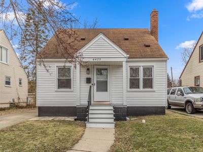 4425 Grindley Park St, Dearborn Heights, MI, 48125