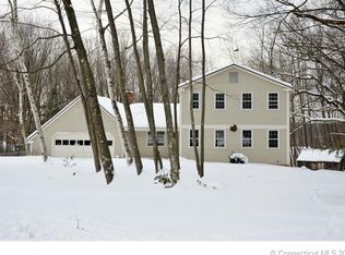 2 Acorn Dr, North Granby, CT 06060