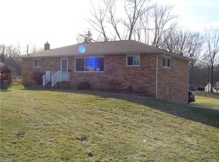 2974 Premae Dr, Akron, OH 44312