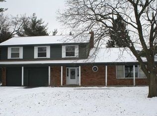 2331 Brenthaven Dr, Bloomfield Hills, MI 48304