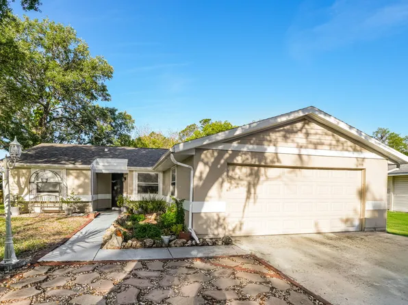 412 Lakeview Dr, Oldsmar, FL 34677