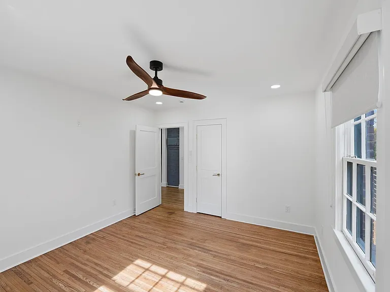1838 Merriman Ave — Photo 33