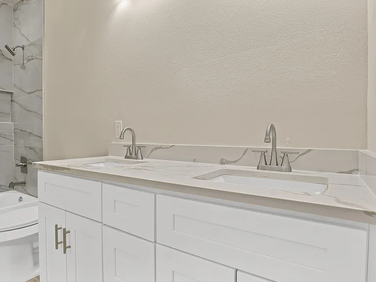 5618 Barkridge Dr — Photo 23