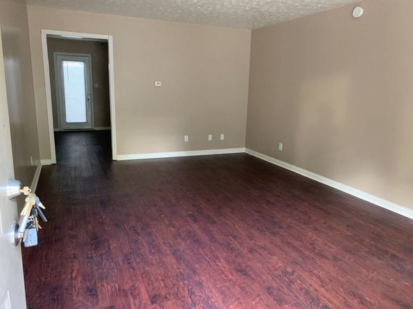 1815 Kraig Dr, Crawfordsville, IN 47933