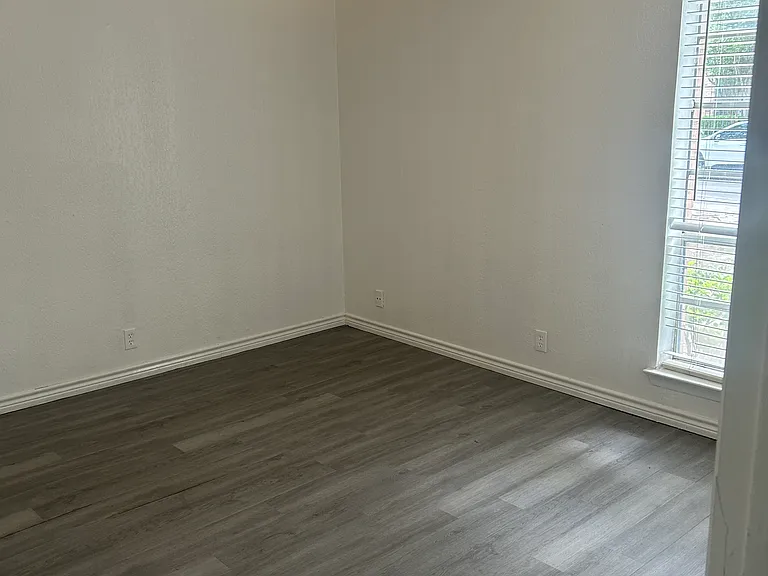 5319 Fleetwood Oaks Ave #157 — Photo 4