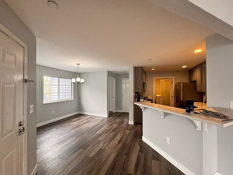 606 Arcadia Ter #306 — Photo 1
