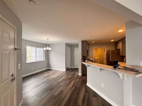 606 Arcadia Ter Unit 306