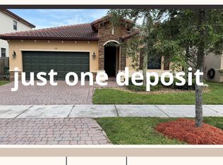 737 SE 37th Pl, Homestead, FL 33033