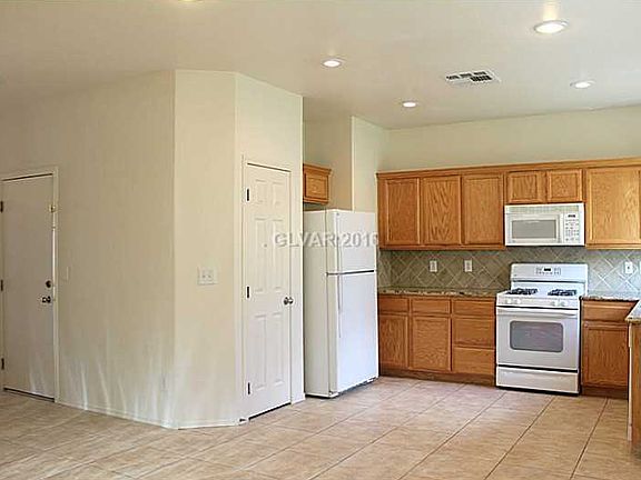 5th image of 3536 Diamond Belle Ct