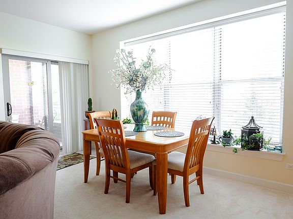 4th image of 9350 Skokie Blvd Unit 202