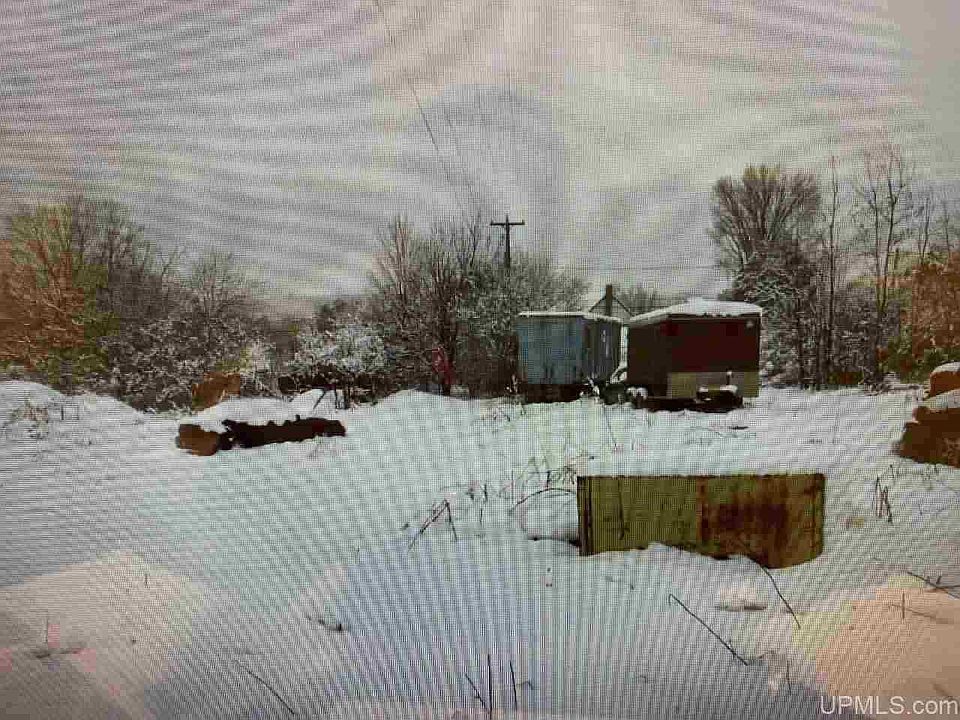 2nd image of 217 Stone St
