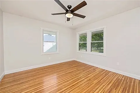 2944 Lake Ave — Photo 12