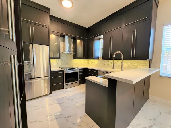 4405 SW 160th Ave APT 204, Hollywood, FL 33027