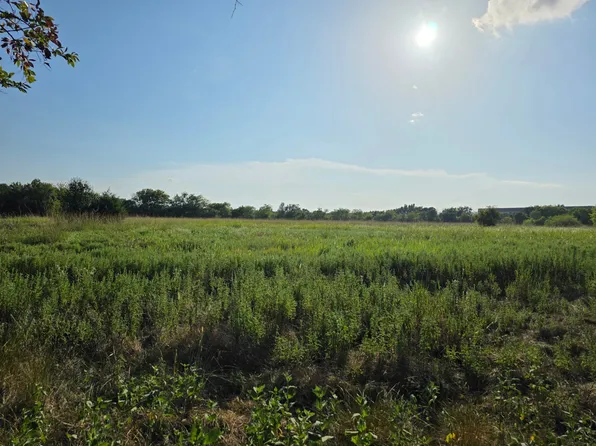 0 N Grayson St, Groesbeck, TX 76642