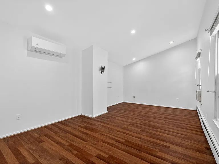 104 McAdoo Ave — Photo 18