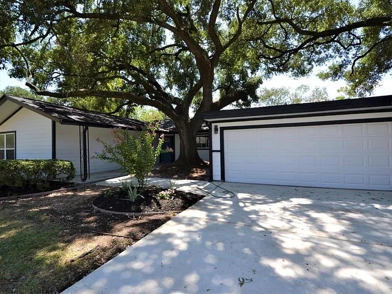4829 Waycross Dr — Photo 38