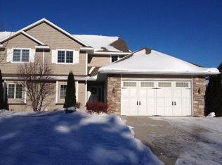 825 Bridgeview Ln, Sturgeon Bay, WI 54235