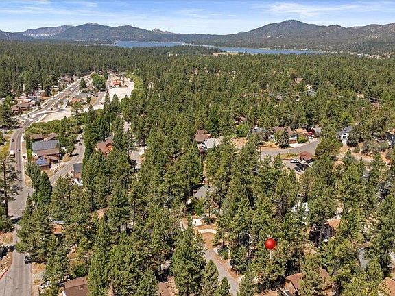 3rd image of 42958 Encino Rd