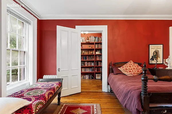 Sold by Sotheby's International Realty | media 12