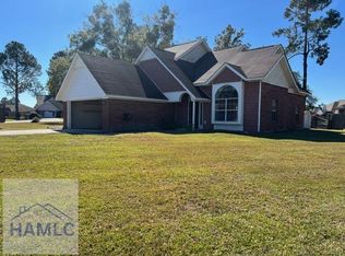 1950 Woking Ct, Hinesville, GA 31313