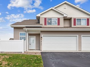 1848 Bridgewater Blvd S, Cambridge, MN 55008